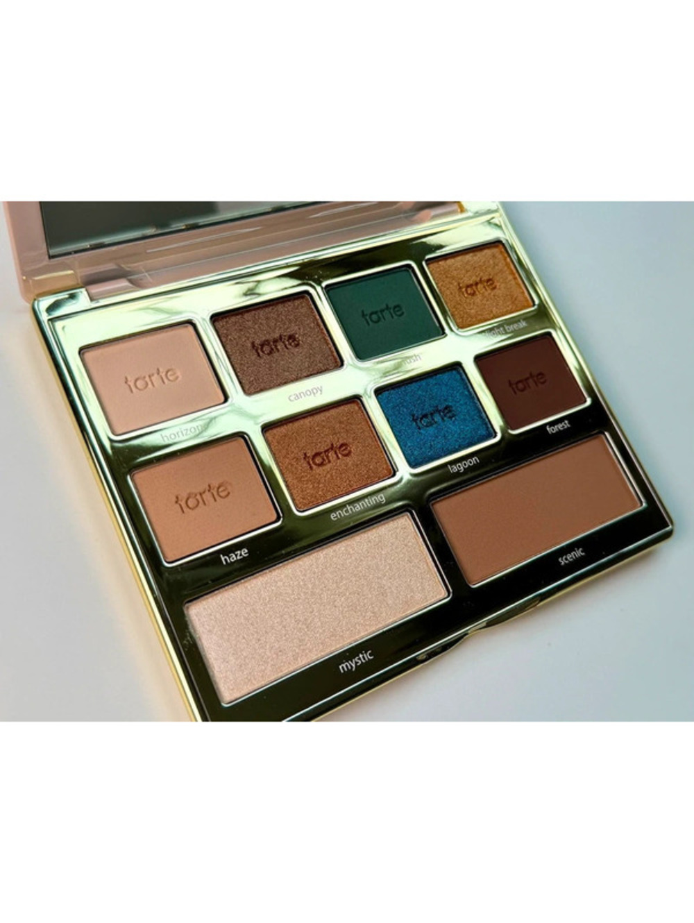 Tarte Glamazon Pallet - New without packaging.